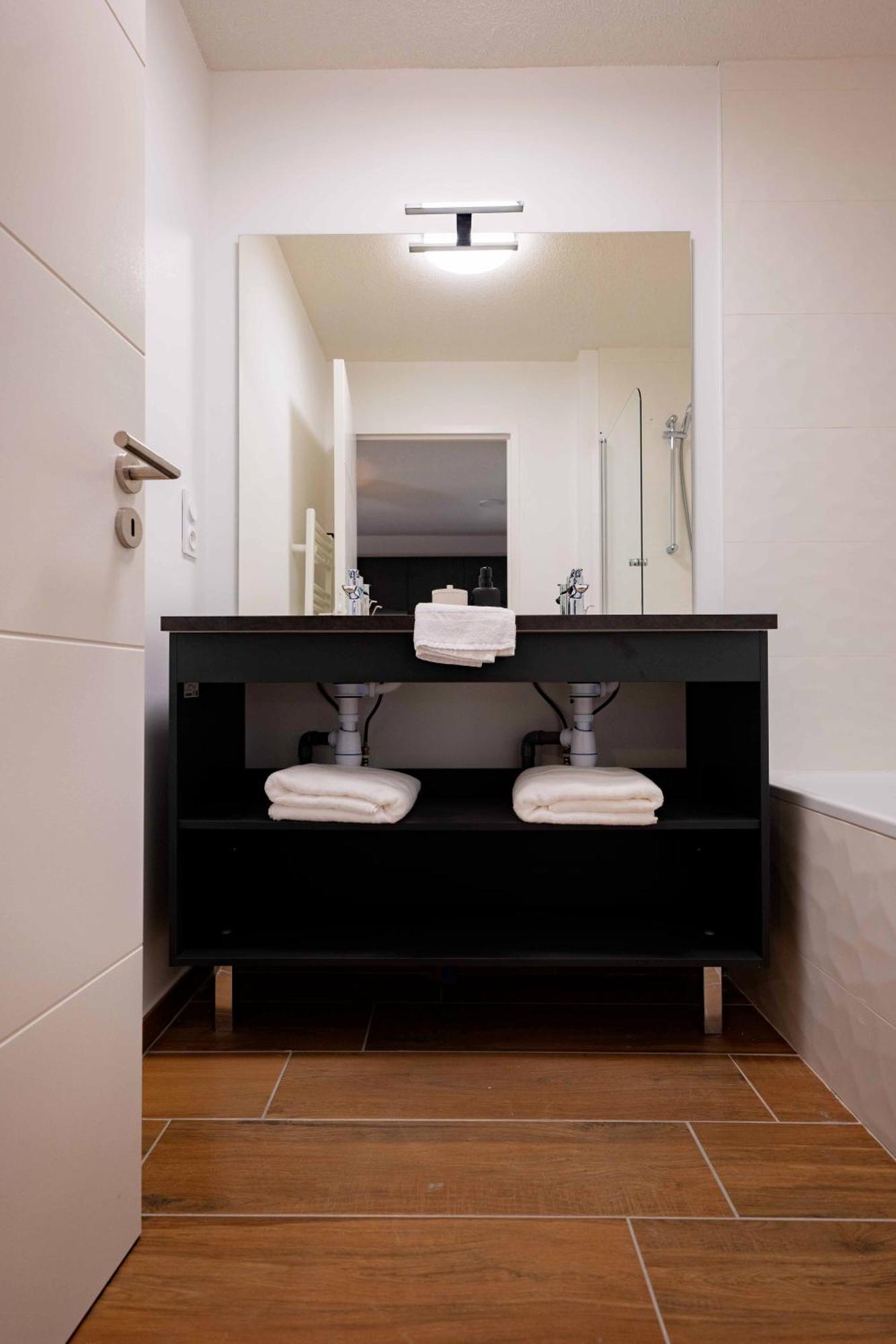 Residence Arya - Living Stone Vars  Esterno foto