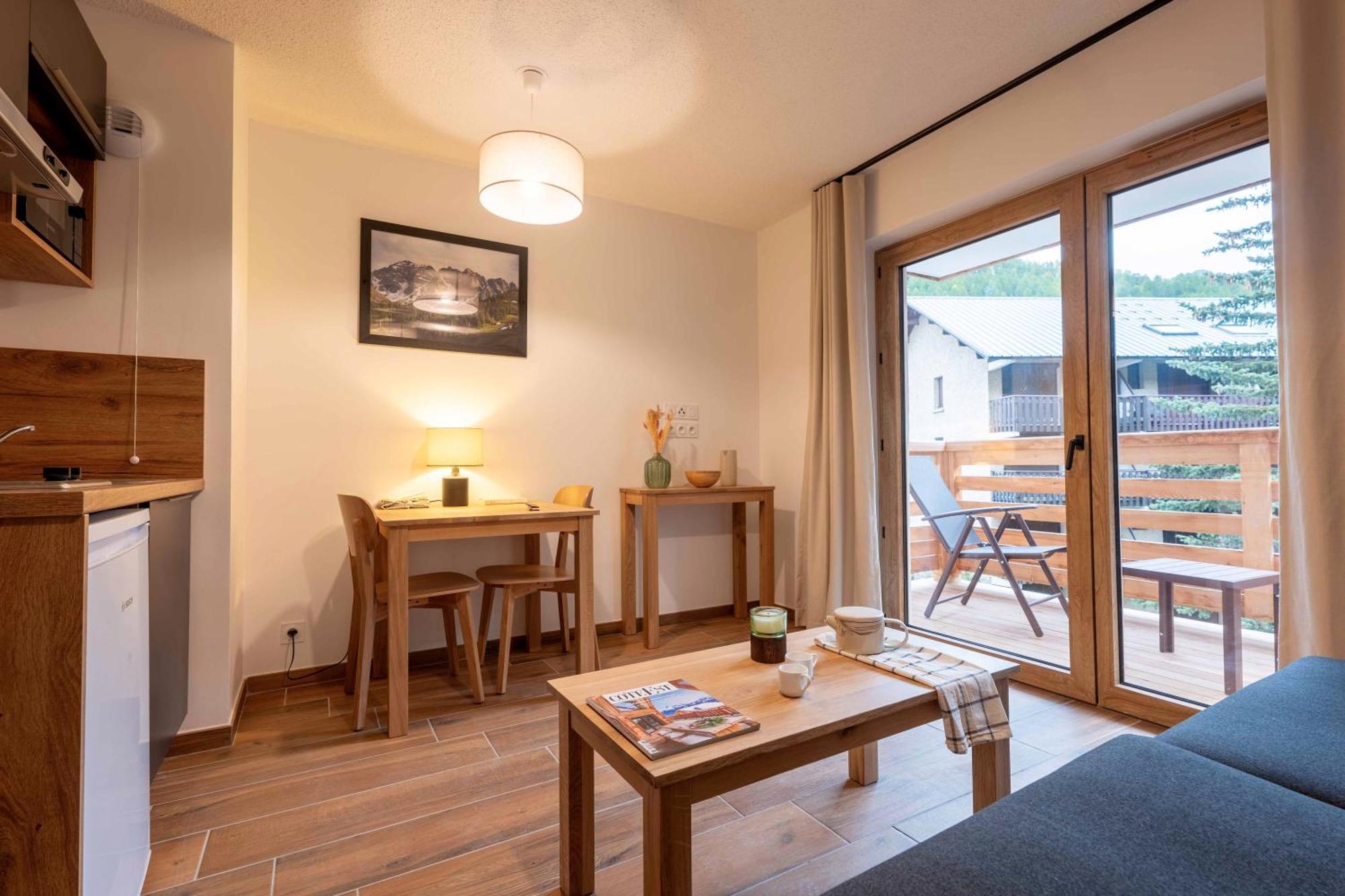 Residence Arya - Living Stone Vars  Esterno foto